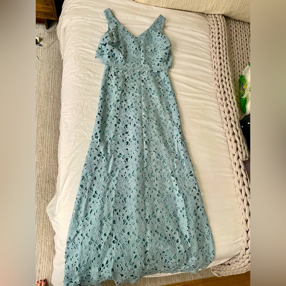 Full length Vera Wang light blue dress (size 6)